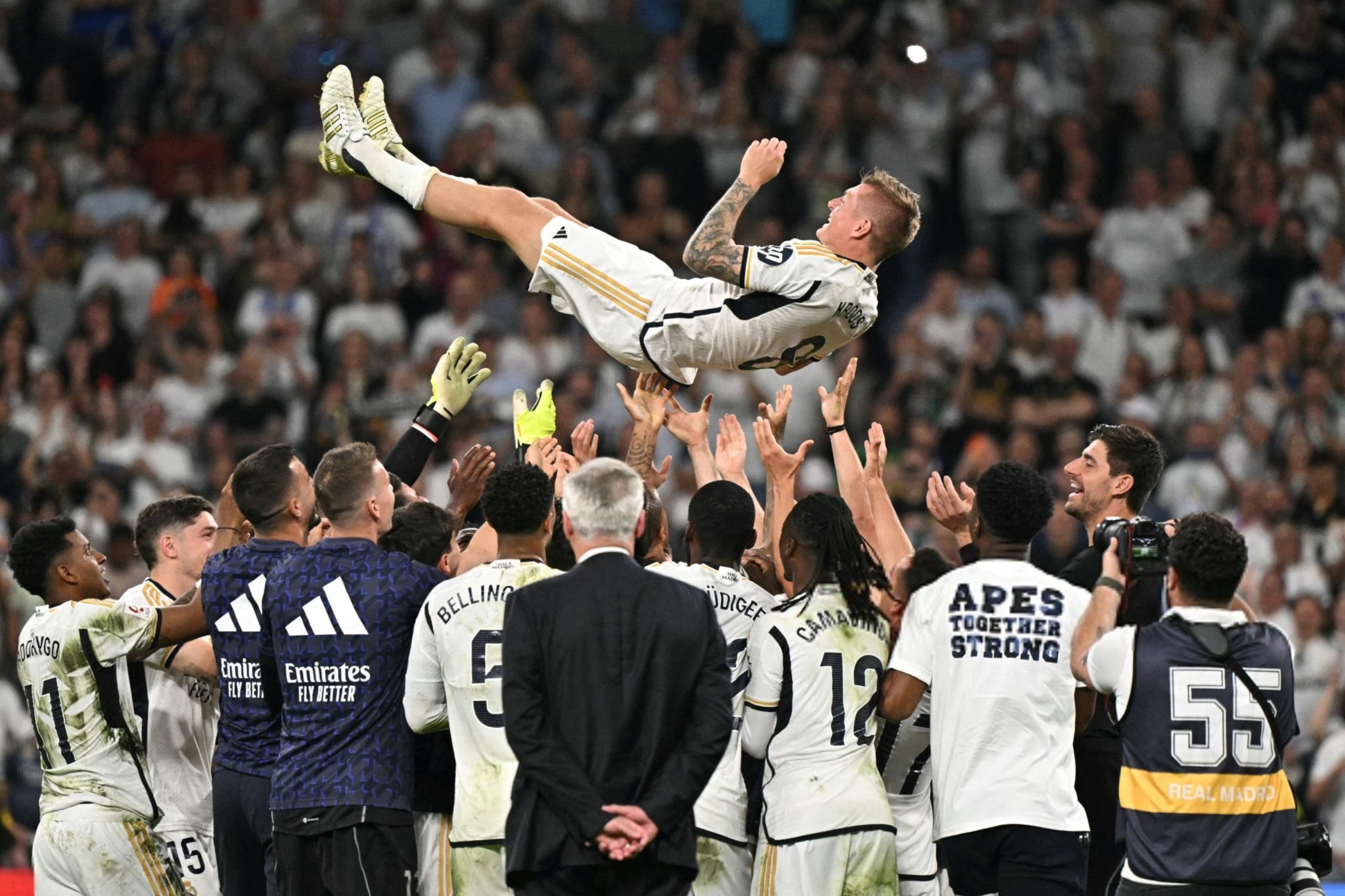 德甲球星加盟匈牙利国家队，备战斯洛伐克