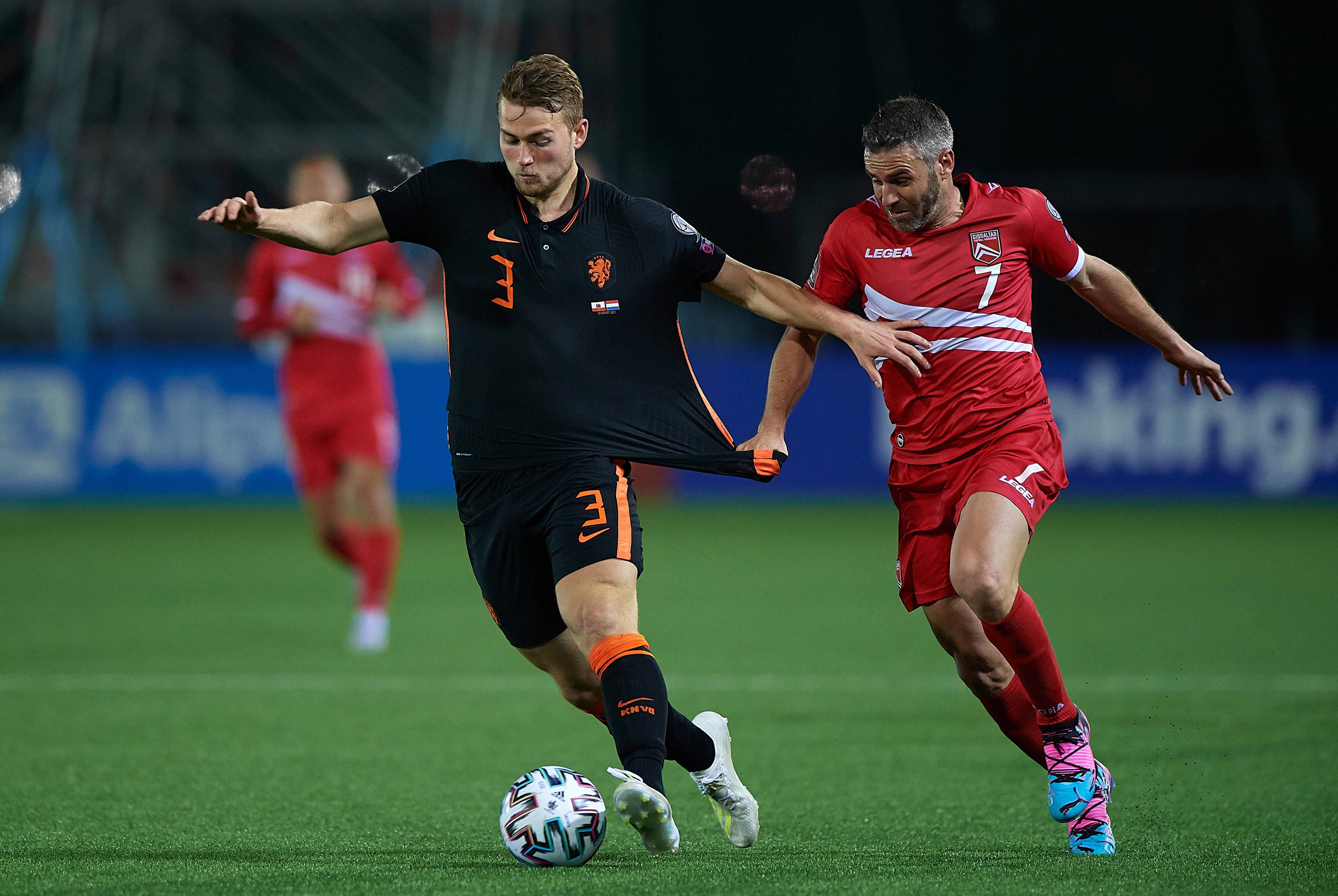 贝尔格莱德红星主场取胜实现反击 贝尔格莱德红星主场取胜实现反击