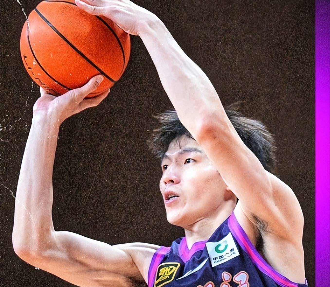 篮球运动员力求打破个人最佳纪录