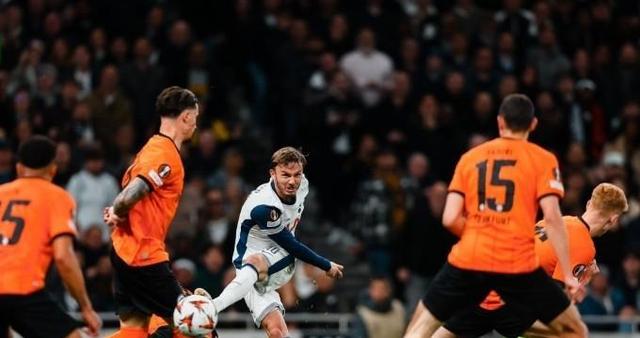 包含切尔西豪取三分,继续保持连胜的词条 包含切尔西豪取三分,继续保持连胜的词条