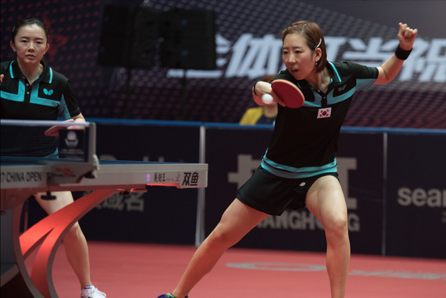 开云体育-双打网球锦标赛劲敌对垒决定胜负