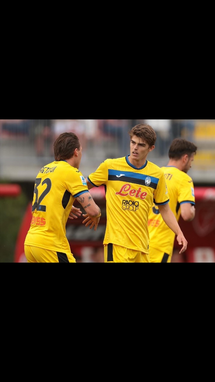 AC米兰前锋连续破门,表现稳定 AC米兰前锋连续破门,表现稳定