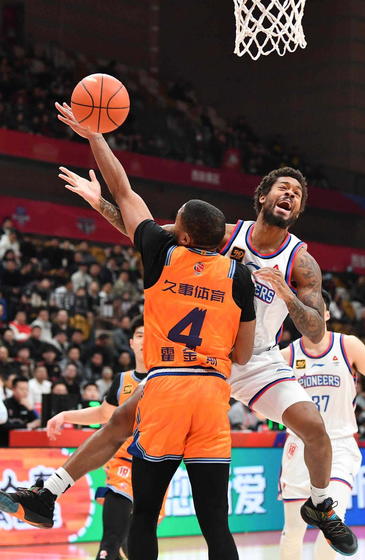 开云体育官方入口-天津男篮大比分胜出，势不可挡的简单介绍