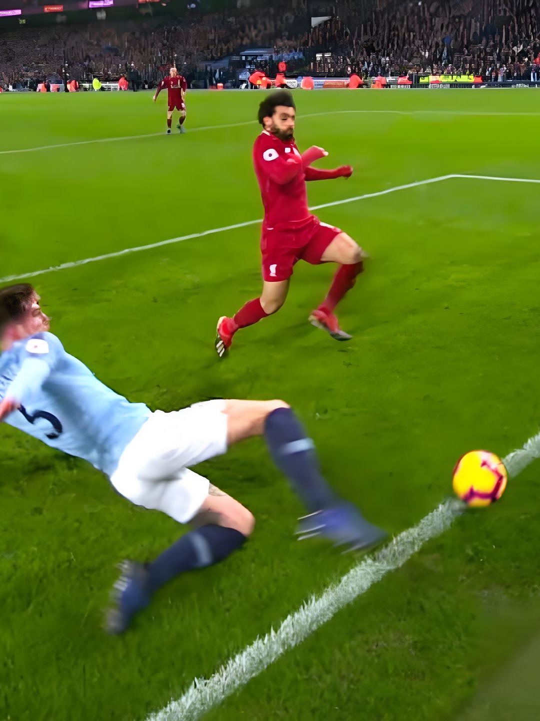 足球竞技场上的风云变幻令人目瞪口呆！的简单介绍